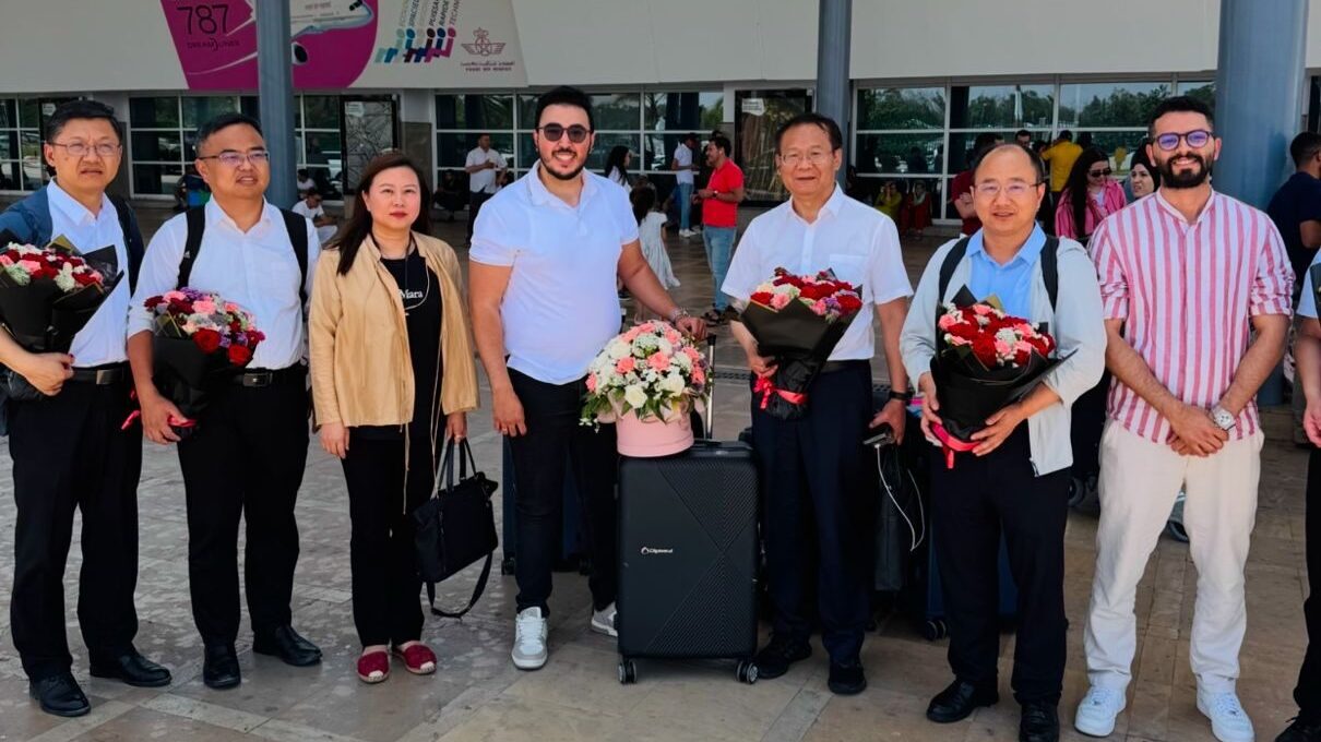 Rencontre entre Beihang University et Uwin International Center pour renforcer la coopération académique